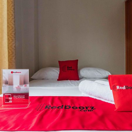 Reddoorz Near Naia Terminal 1 Hotel Paranaque City Eksteriør billede