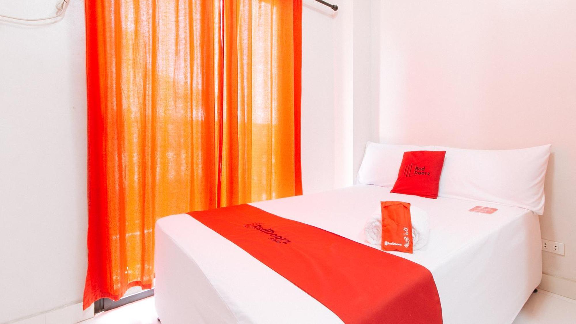 Reddoorz Near Naia Terminal 1 Hotel Paranaque City Eksteriør billede