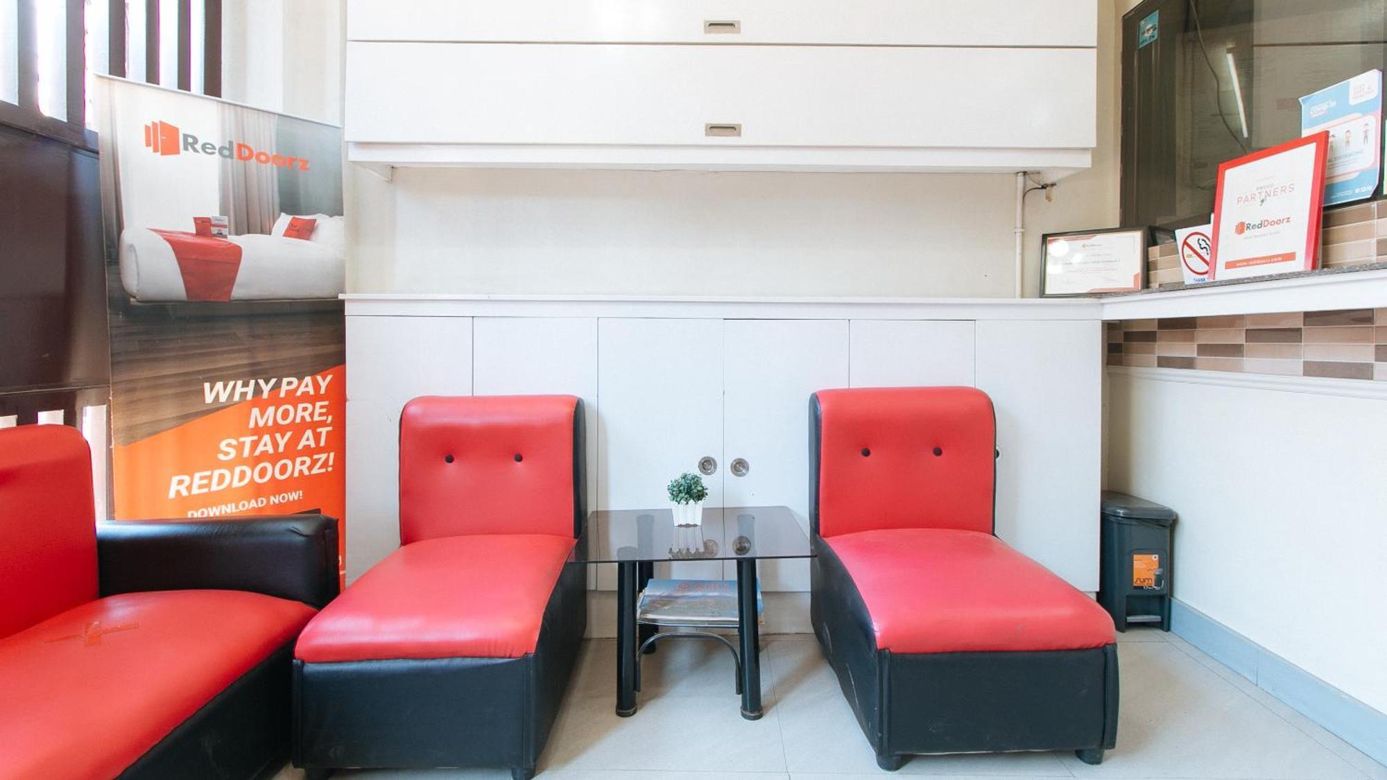 Reddoorz Near Naia Terminal 1 Hotel Paranaque City Eksteriør billede